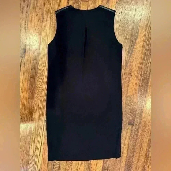 VINCE Leather Trimmed Little Black Dress Sleeveless Minimalist V Neck Size 2 - Picture 4 of 9